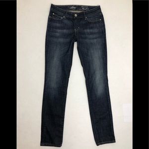 Levi’s Demi curve skinny
